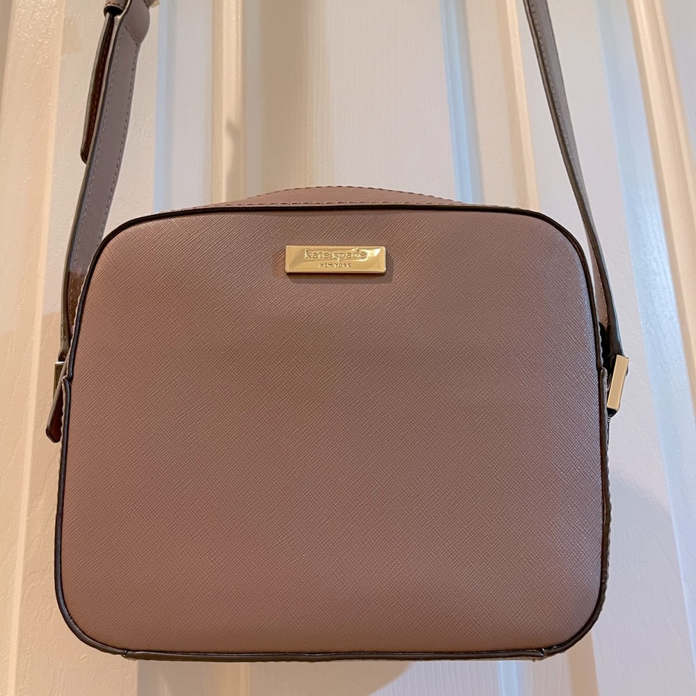 Kate Spade small crossbody dusky rose in EUC